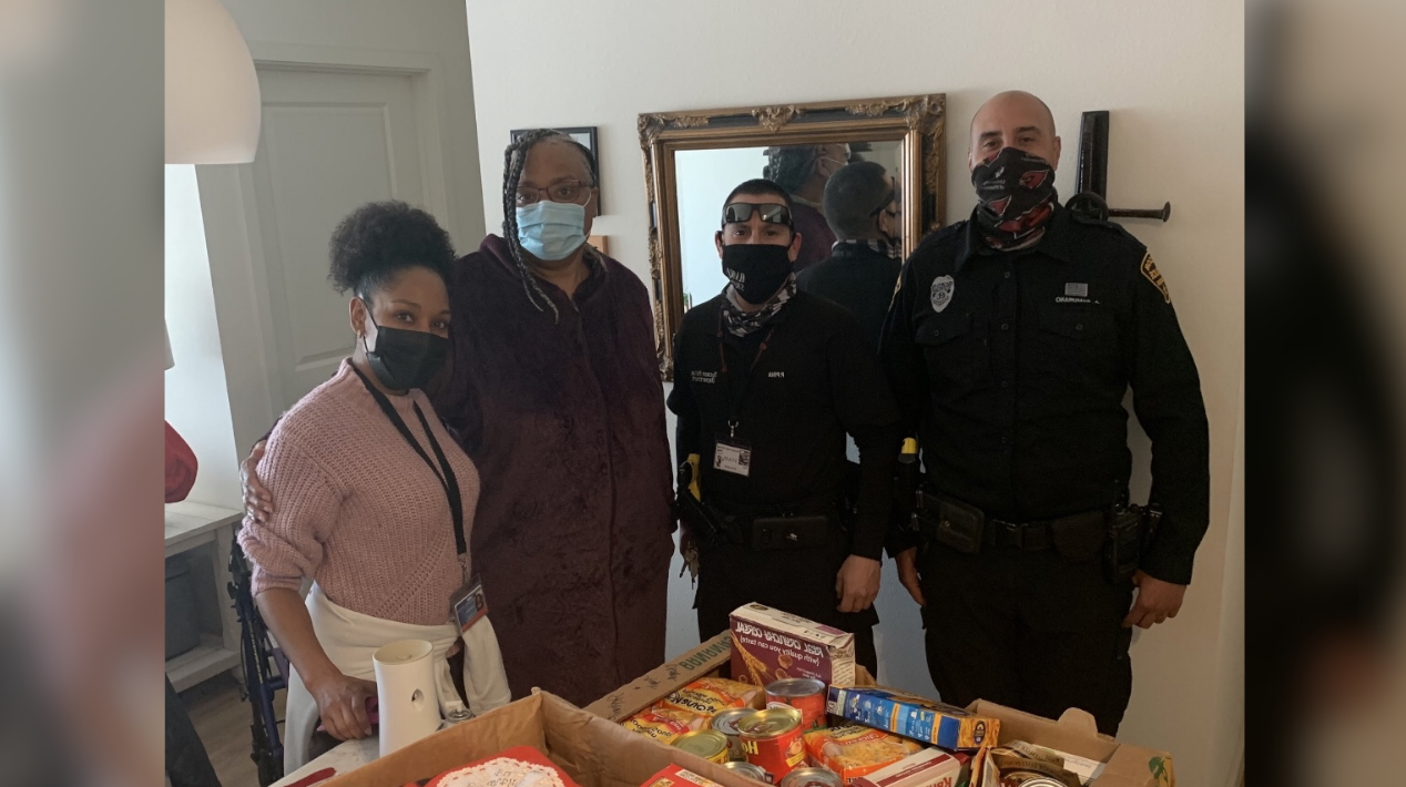 TPD SROs continue serving students and their families amid pandemic - Vimarsana News